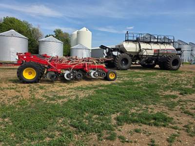 Bourgault 3720-60 Seeder