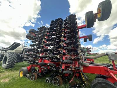 Bourgault 3820-40 Seeder