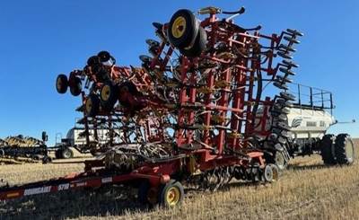 Bourgault 5710-64 Seeder