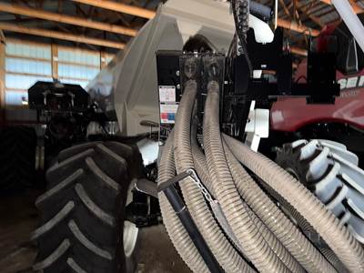 Bourgault 8550 Seeder