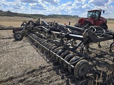 Flexi-Coil 5000HD Seeder