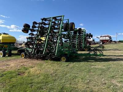 John Deere 1895 Seeder