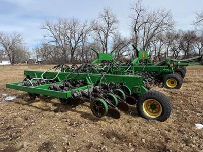 John Deere 1895 Seeder