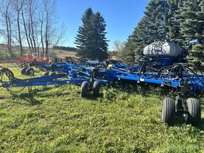 New Holland P2050 Seeder