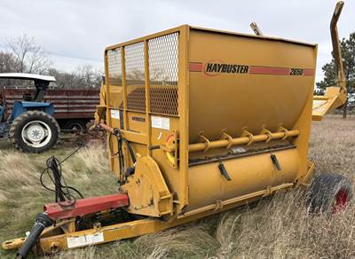Haybuster 2650 Bale Processor