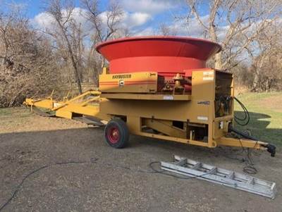 Haybuster H1000 Bale Processor