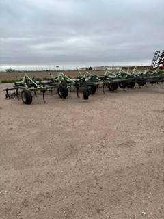 Sunflower 3070-49 Chisel Plow