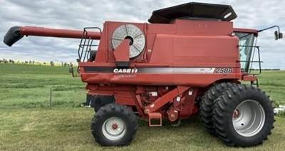 Case IH 2588 Combine