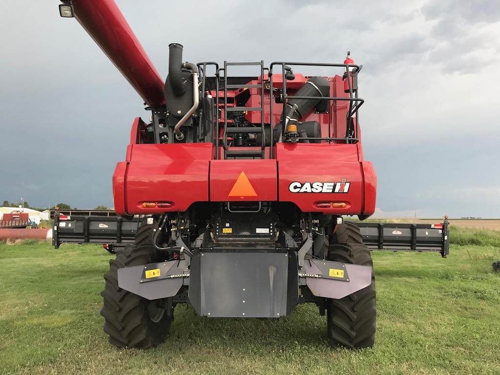 2018 Case IH 8240 Combine For Sale, 261 Hours Goodland, KS 23147C