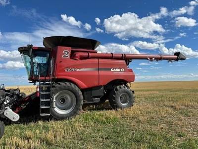 Case IH 9240 Combine