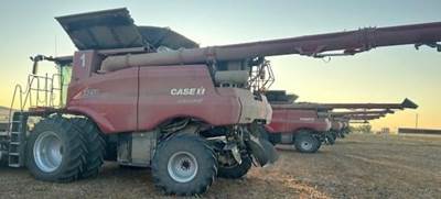 Case IH 9250 Combine