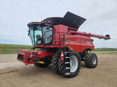 Case IH 9250 Combine