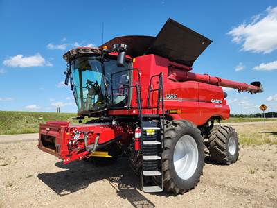 Case IH 9250 Combine