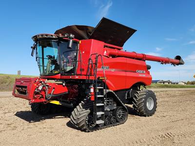 Case IH 9250 Combine