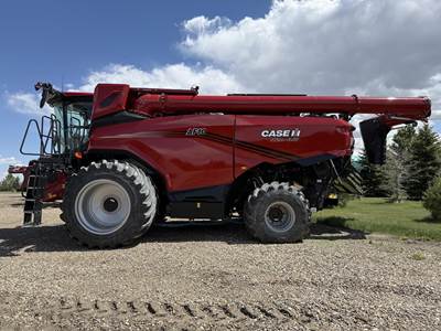 Case IH AF10 Combine