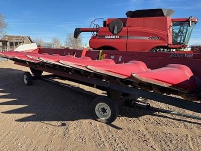 Case IH 3412 Corn Head