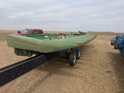John Deere 1293 Corn Head