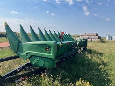 John Deere C12R Corn Head