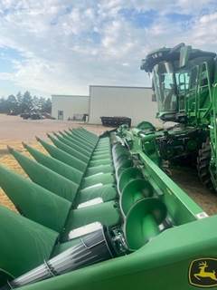 John Deere C16F Corn Head