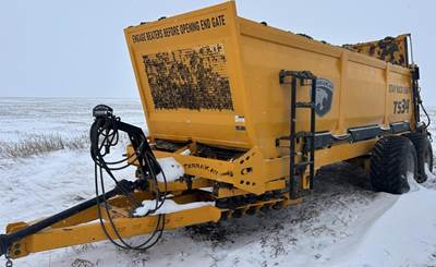 TERRAKAT TS34 Dry Manure Spreader
