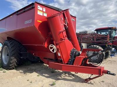 Brandt 1350DXT Grain Cart