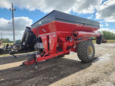 Brent 1082 Grain Cart