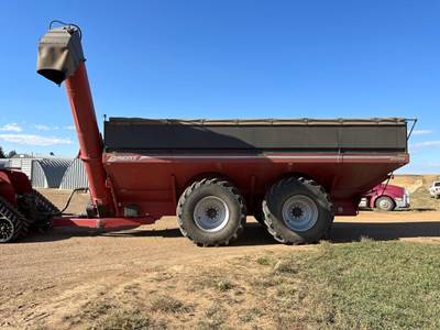 Brent 2096 Grain Cart