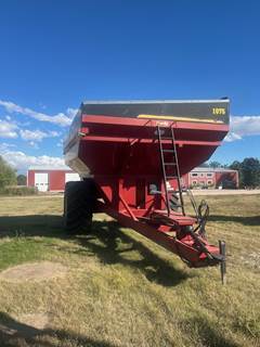 Crust Buster 1075 Grain Cart
