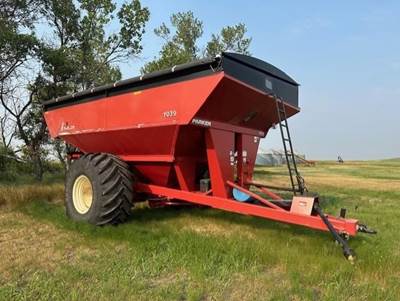 Parker 1039 Grain Cart