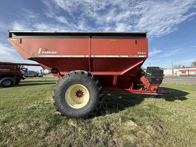 Parker 1048 Grain Cart