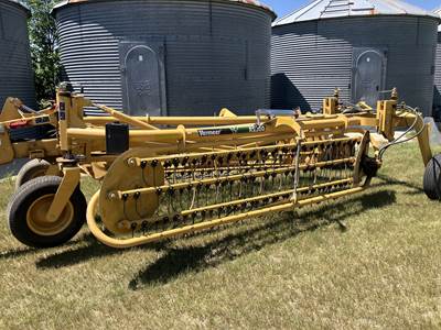 Vermeer R2300 Hay Rake