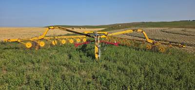 Vermeer VR1428 Hay Rake