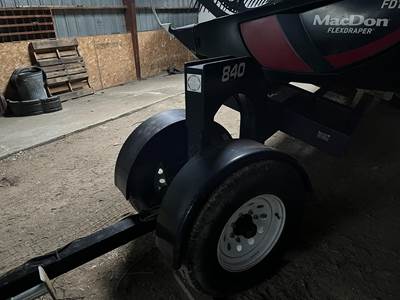 Industrias America 840 Header Trailer