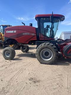 Case IH WD2505 Self-Propelled Mower Conditioner/Windrower