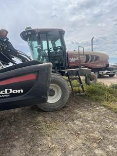 MacDon M155 Self-Propelled Mower Conditioner/Windrower