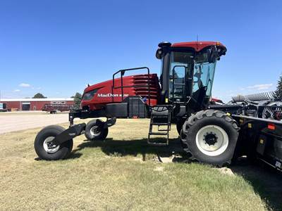 MacDon M2260 Mower Conditioner