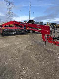 Massey Ferguson 1393 Pull-Type Mower Conditioner/Windrower