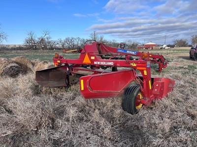 New Holland DISCBINE 313 Pull-Type Mower Conditioner/Windrower