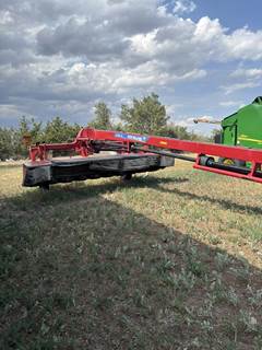 New Holland DISCBINE 316 Pull-Type Mower Conditioner/Windrower