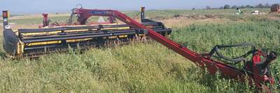 New Holland H7150 Mower Conditioner