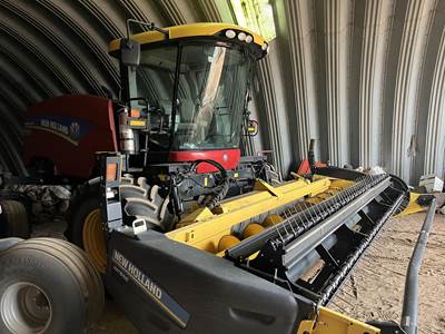 New Holland SPEEDROWER 160 Self-Propelled Mower Conditioner/Windrower