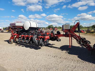 Case IH 1250 Planter / Row Unit