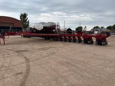 Case IH 2150 Planter / Row Unit