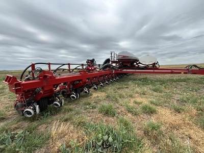 Case IH 2150 Planter / Row Unit
