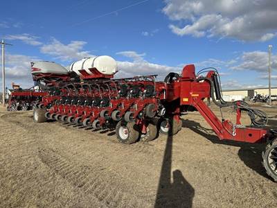 Case IH 2160 Planter / Row Unit
