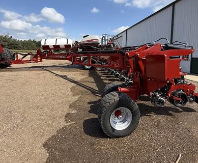 Case IH 2160 Planter / Row Unit