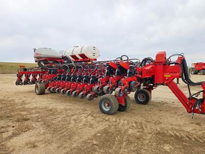 Case IH 2160 Planter / Row Unit
