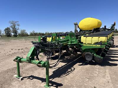 John Deere 1770NT Planter / Row Unit