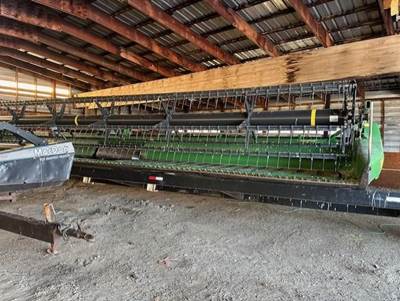 John Deere 635D Platform