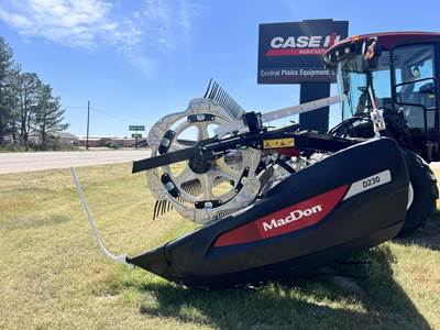 MacDon D230 Platform